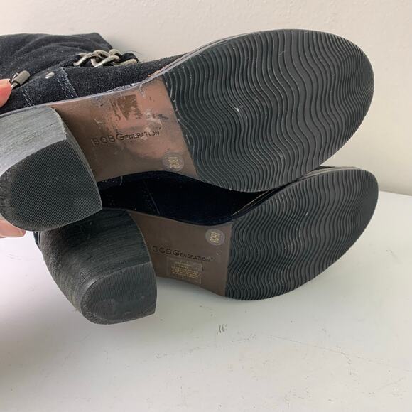 BCBGeneration Size 8 Merryl Black Genuine Suede Tall Wedge Chain Link Boots - Picture 8 of 11